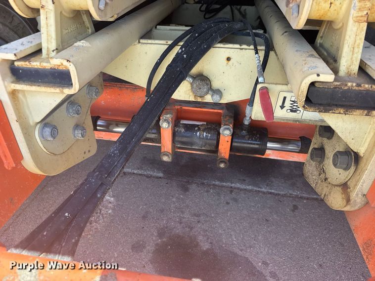 image for item DY3226 JLG 4394RT scissor lift