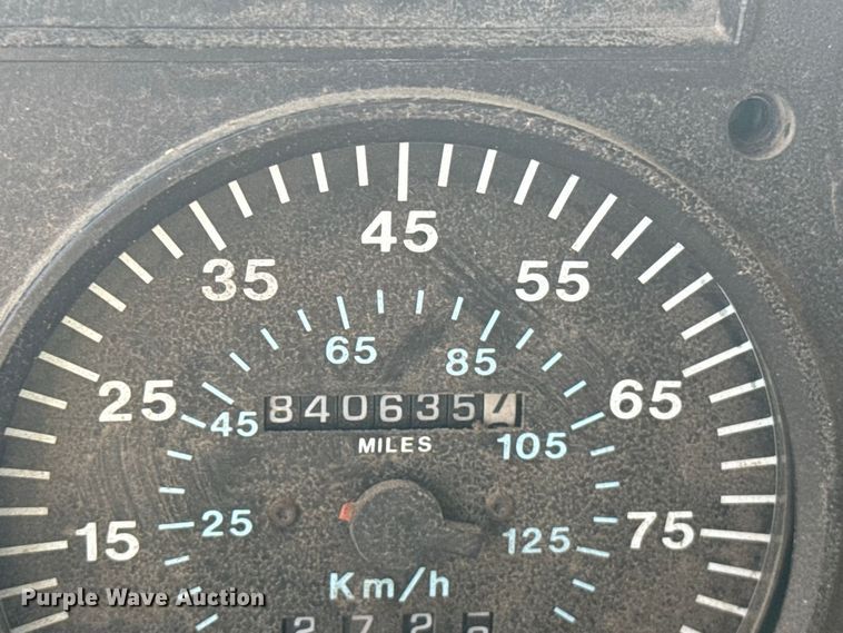 image for item DY3253 1997 Mack CH613 dump truck