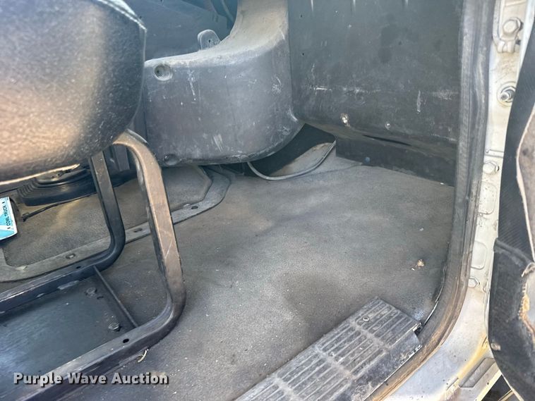 image for item DY3253 1997 Mack CH613 dump truck