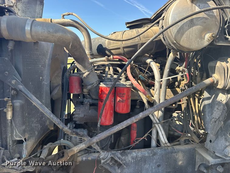 image for item DY3253 1997 Mack CH613 dump truck