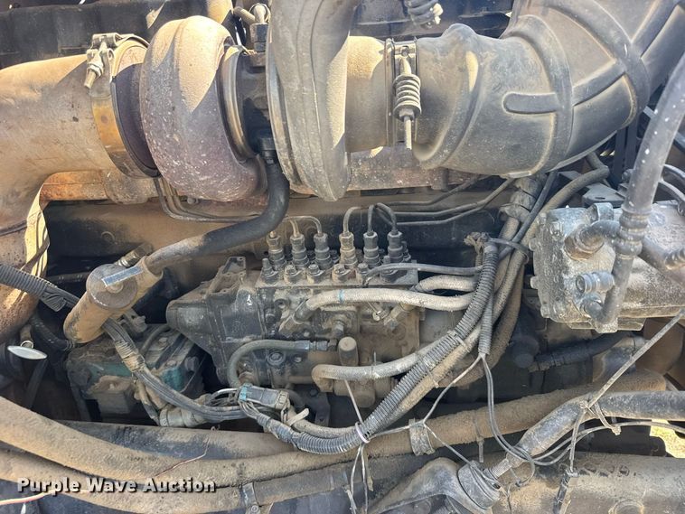 image for item DY3253 1997 Mack CH613 dump truck