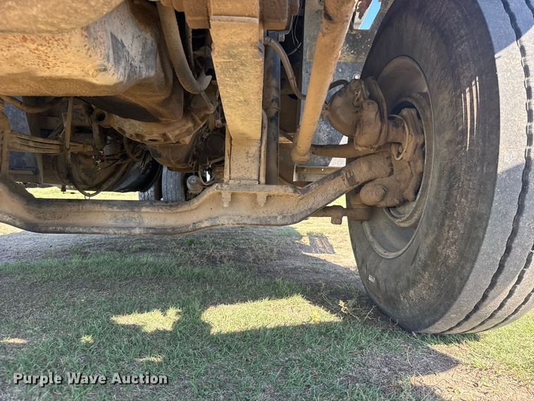 image for item DY3253 1997 Mack CH613 dump truck