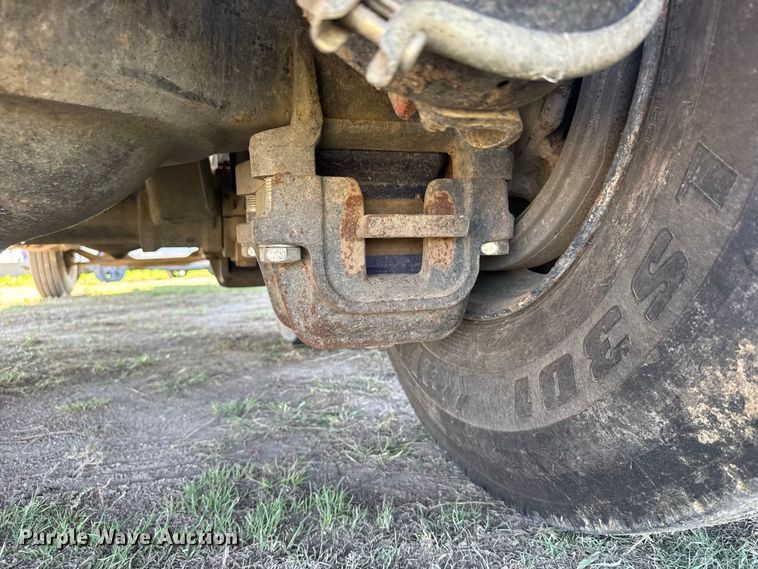 image for item DY3253 1997 Mack CH613 dump truck