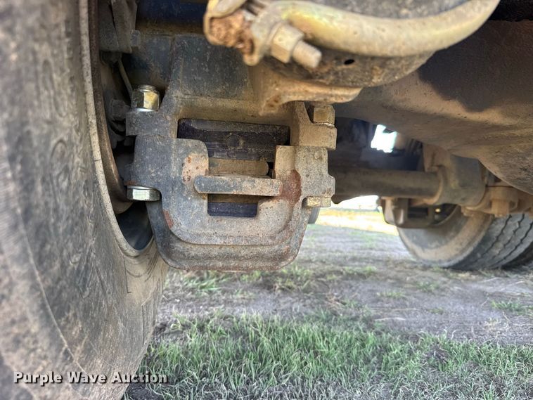 image for item DY3253 1997 Mack CH613 dump truck