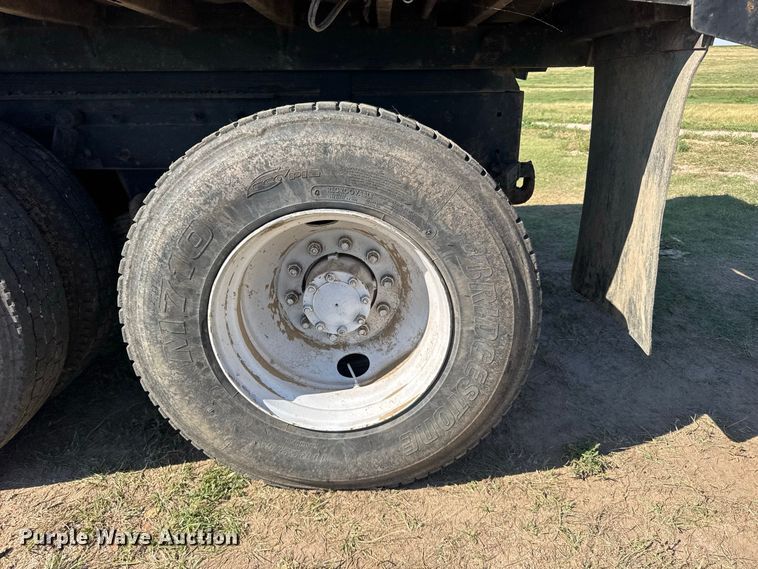 image for item DY3253 1997 Mack CH613 dump truck