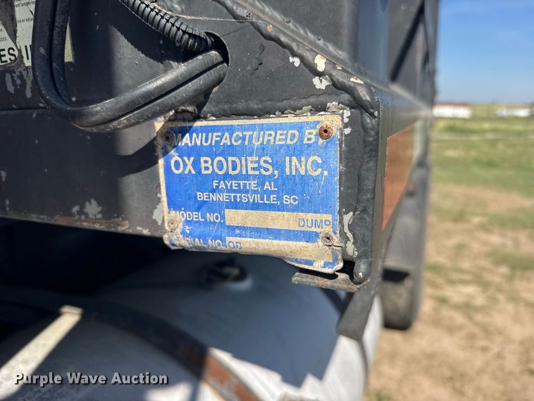 image for item DY3253 1997 Mack CH613 dump truck