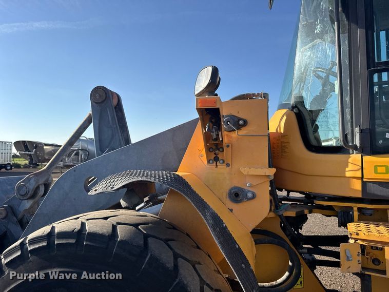 image for item DY3275 2018 Volvo L120H wheel loader