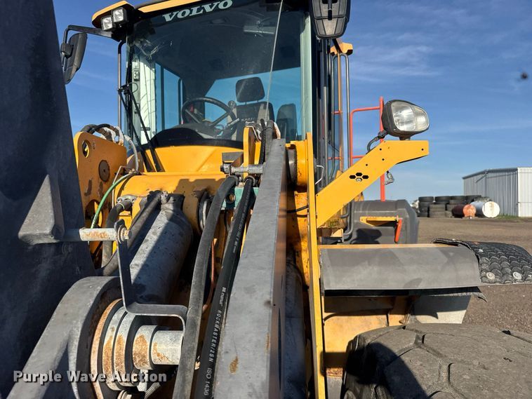 image for item DY3275 2018 Volvo L120H wheel loader
