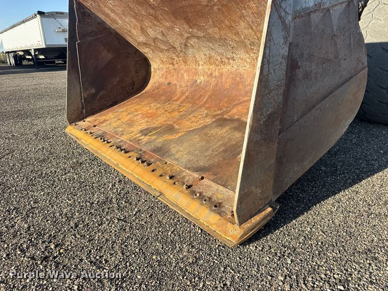 image for item DY3275 2018 Volvo L120H wheel loader