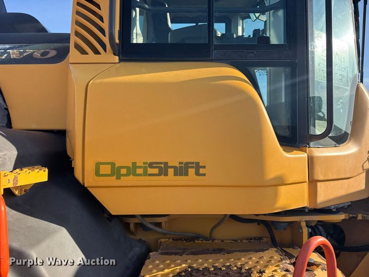 image for item DY3275 2018 Volvo L120H wheel loader