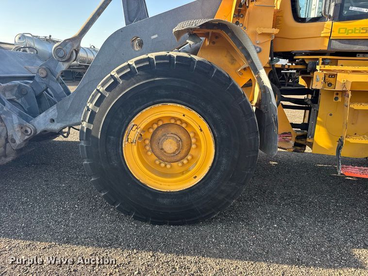 image for item DY3275 2018 Volvo L120H wheel loader