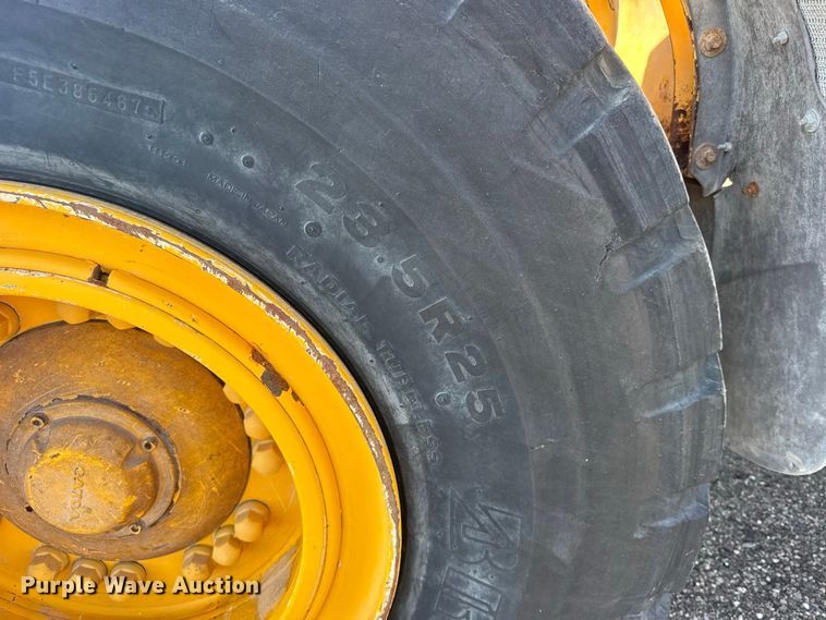 image for item DY3275 2018 Volvo L120H wheel loader