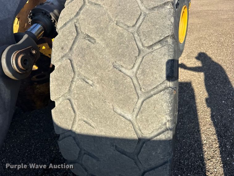 image for item DY3275 2018 Volvo L120H wheel loader