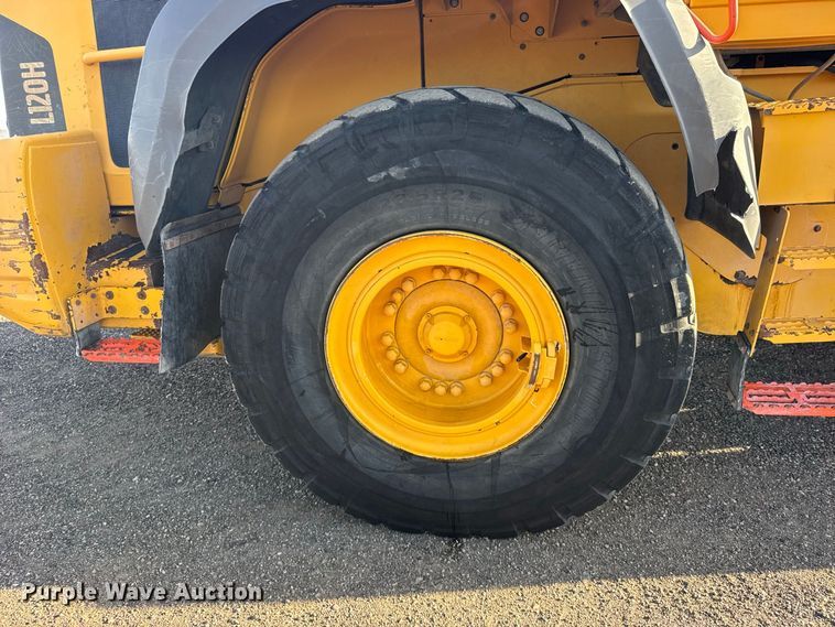 image for item DY3275 2018 Volvo L120H wheel loader