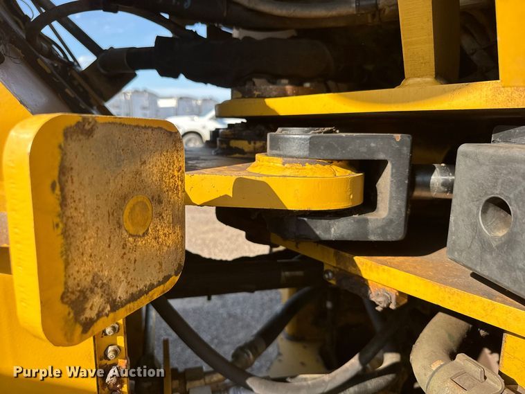 image for item DY3276 2008 Caterpillar 924H wheel loader
