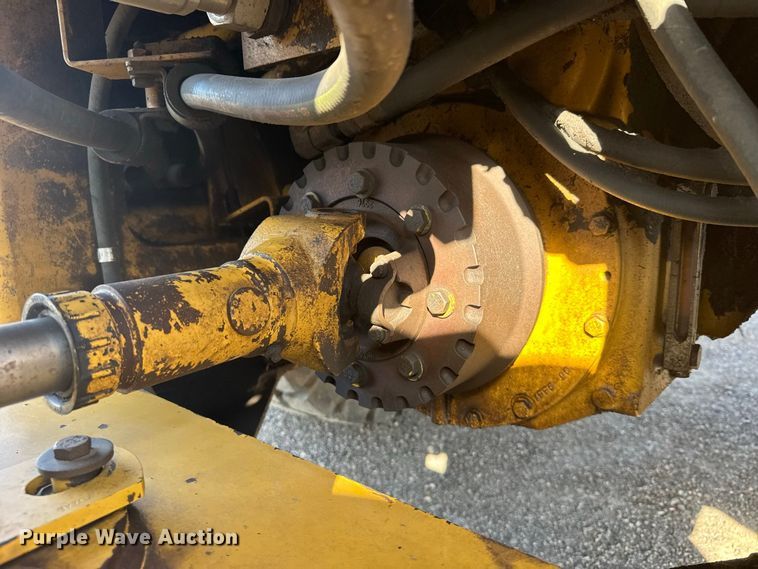 image for item DY3276 2008 Caterpillar 924H wheel loader