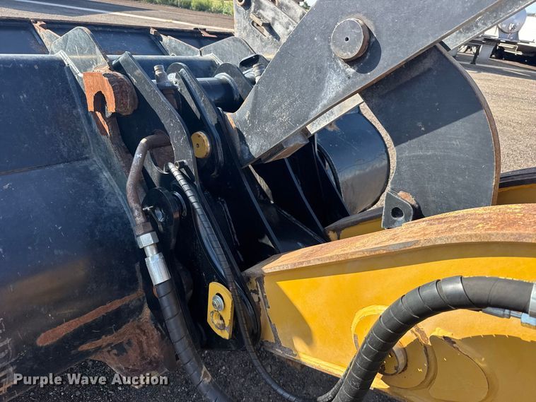 image for item DY3276 2008 Caterpillar 924H wheel loader