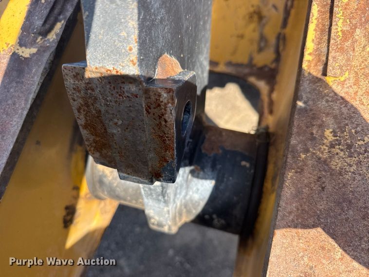 image for item DY3276 2008 Caterpillar 924H wheel loader