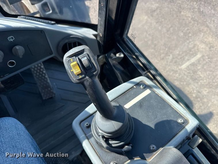image for item DY3276 2008 Caterpillar 924H wheel loader