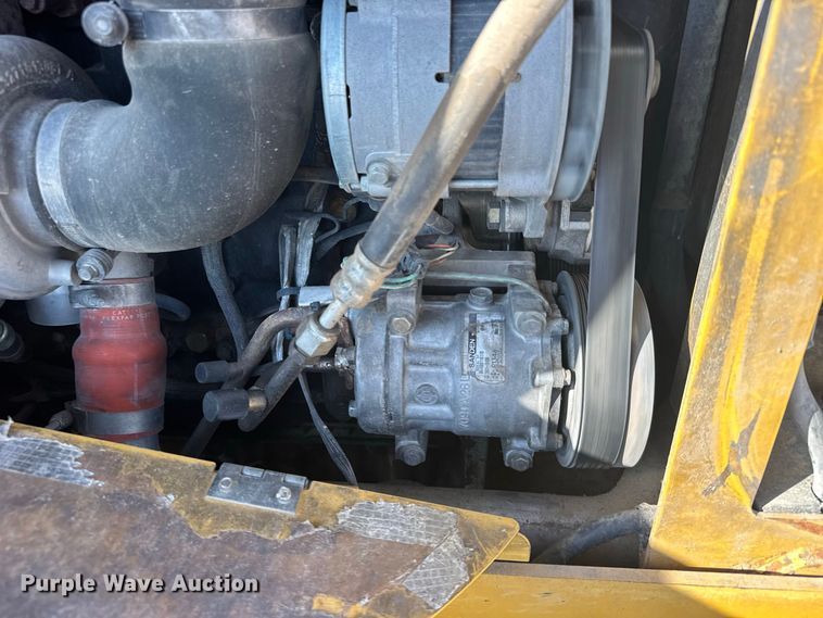 image for item DY3276 2008 Caterpillar 924H wheel loader
