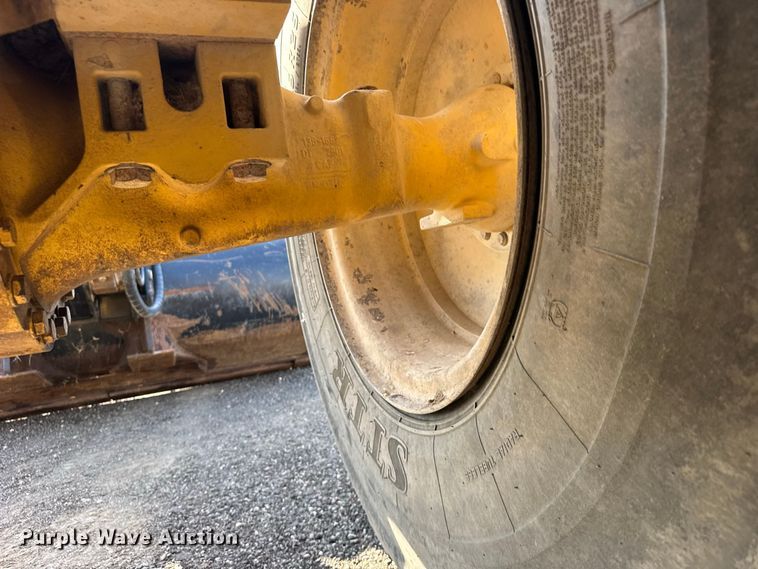 image for item DY3276 2008 Caterpillar 924H wheel loader