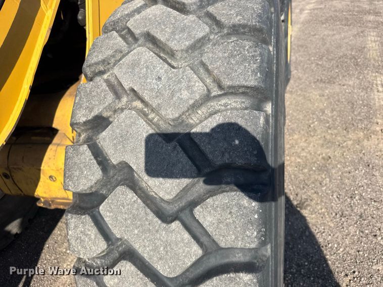 image for item DY3276 2008 Caterpillar 924H wheel loader