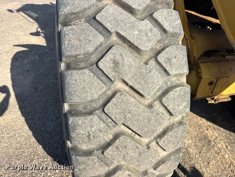 image for item DY3276 2008 Caterpillar 924H wheel loader