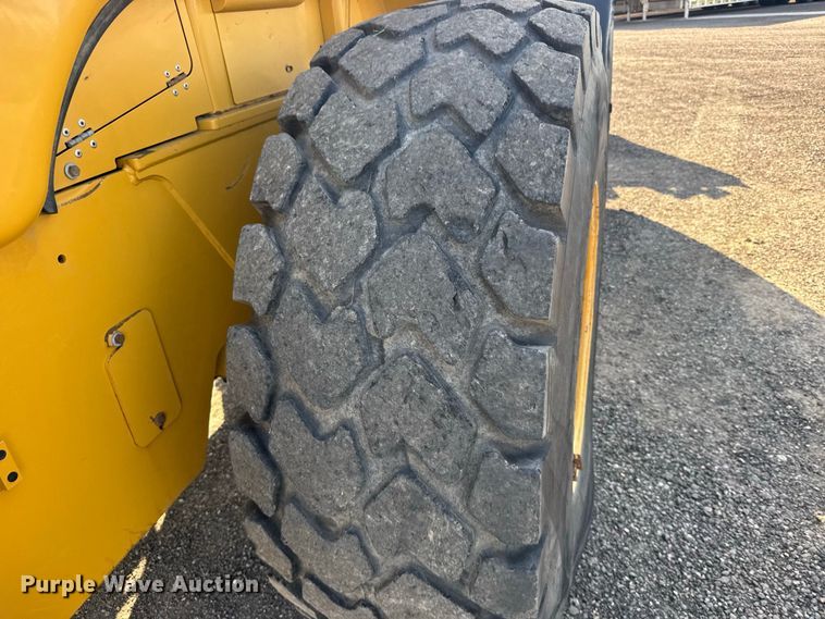 image for item DY3276 2008 Caterpillar 924H wheel loader