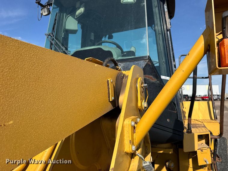 image for item DY3277 2007 Caterpillar 950H wheel loader
