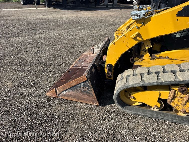 image for item DY3278 2010 Caterpillar 299C tracked skid steer loader
