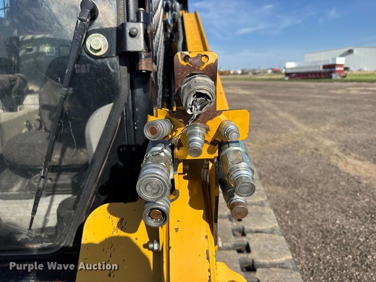 image for item DY3278 2010 Caterpillar 299C tracked skid steer loader