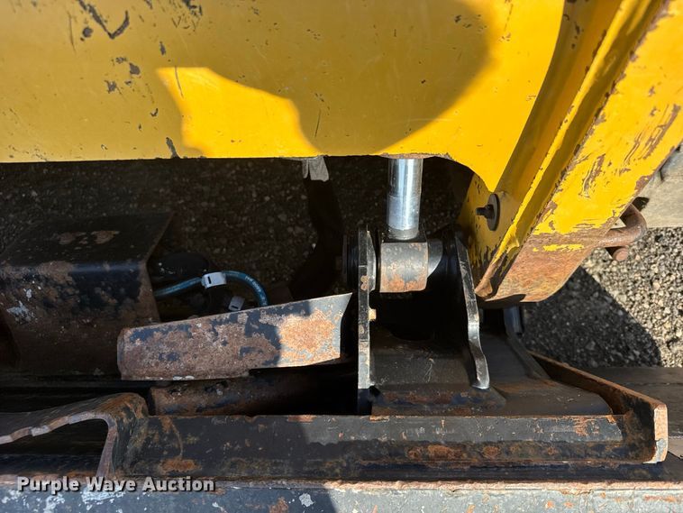 image for item DY3278 2010 Caterpillar 299C tracked skid steer loader