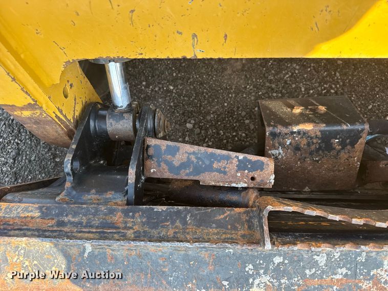image for item DY3278 2010 Caterpillar 299C tracked skid steer loader
