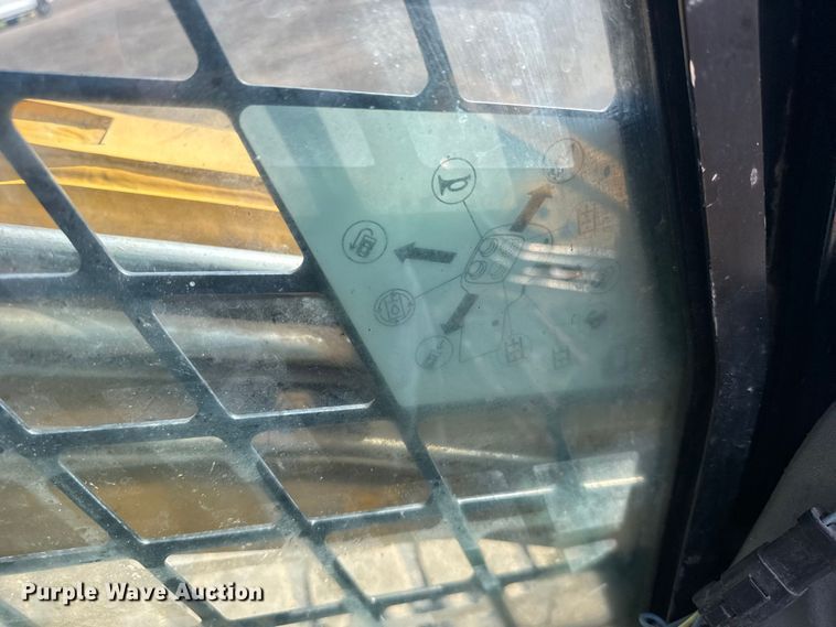 image for item DY3278 2010 Caterpillar 299C tracked skid steer loader