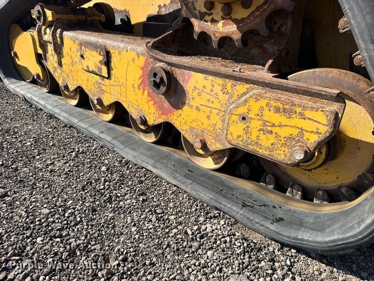 image for item DY3278 2010 Caterpillar 299C tracked skid steer loader