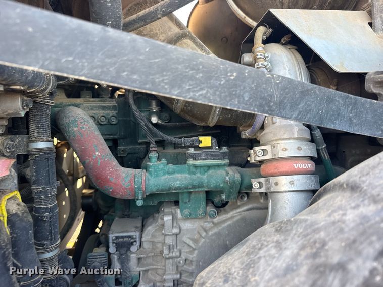 image for item DY3284 2018 Volvo L120H wheel loader