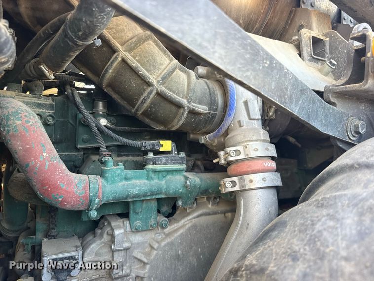 image for item DY3284 2018 Volvo L120H wheel loader