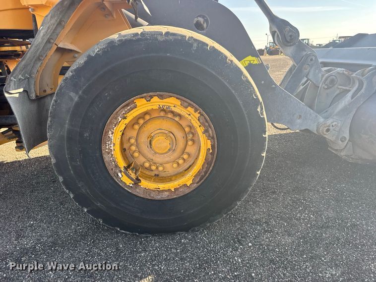image for item DY3284 2018 Volvo L120H wheel loader