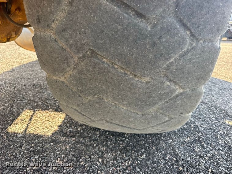image for item DY3284 2018 Volvo L120H wheel loader