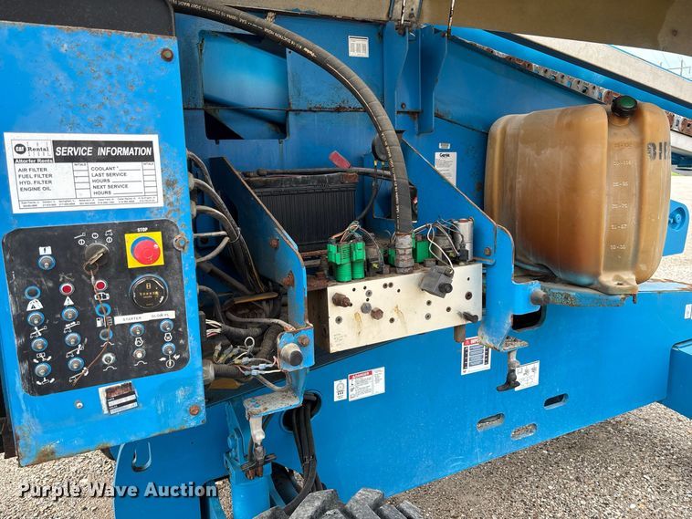 image for item DZ4636 2007 Genie S-65 boom lift