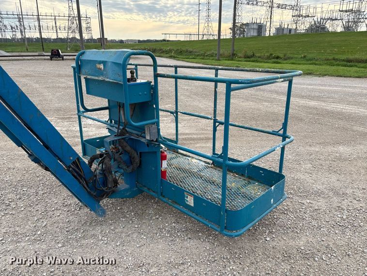 image for item DZ4636 2007 Genie S-65 boom lift