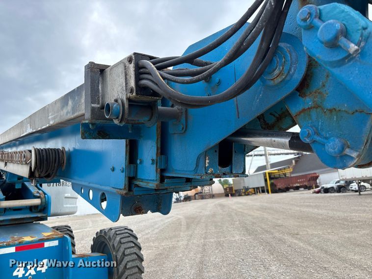 image for item DZ4636 2007 Genie S-65 boom lift