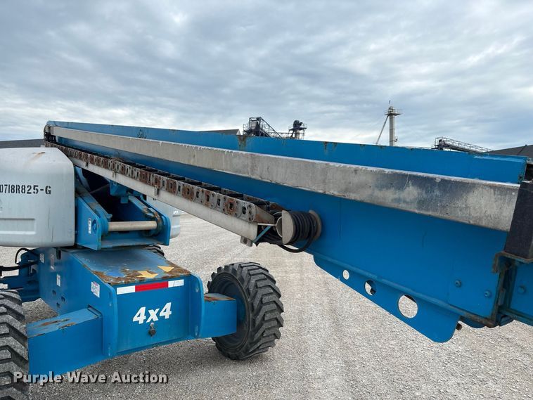 image for item DZ4636 2007 Genie S-65 boom lift