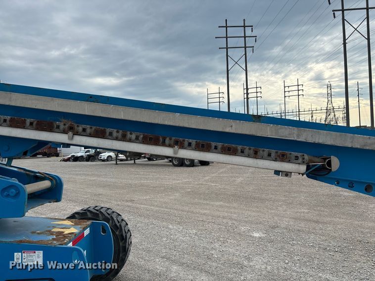 image for item DZ4636 2007 Genie S-65 boom lift