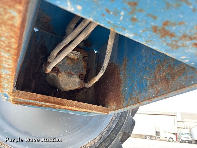image for item DZ4636 2007 Genie S-65 boom lift