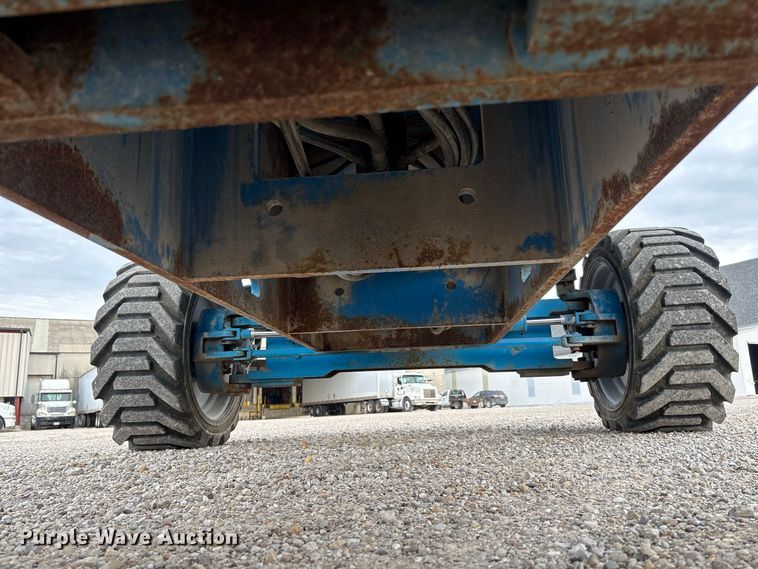 image for item DZ4636 2007 Genie S-65 boom lift