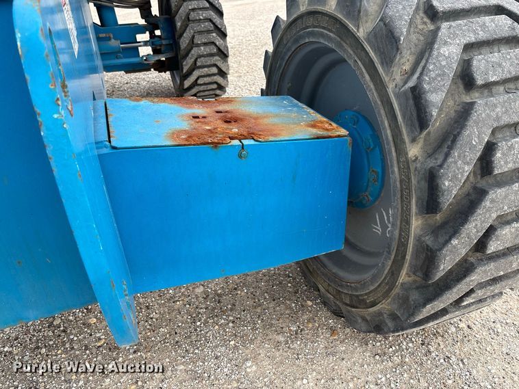 image for item DZ4636 2007 Genie S-65 boom lift