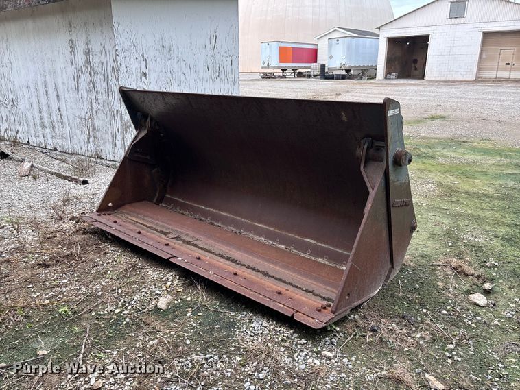 Martin 4-in-1 wheel loader bucket
