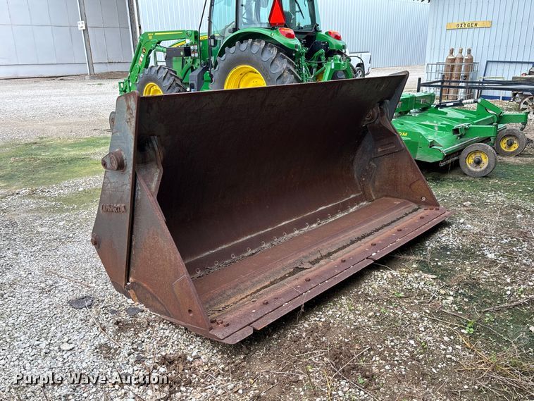 image for item DZ4637 Martin 4-in-1 wheel loader bucket