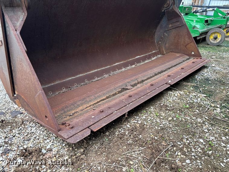 image for item DZ4637 Martin 4-in-1 wheel loader bucket